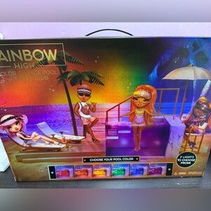 Rainbow High Color Change Pool & Beach Club Set 7 Lights NEW in Box